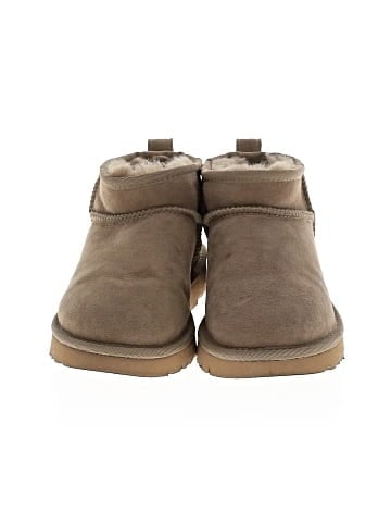 Ugg Australia Ankle Boots (view 2)