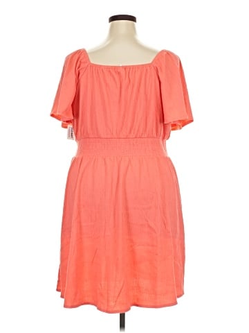 Old Navy Casual Dress (view 2)