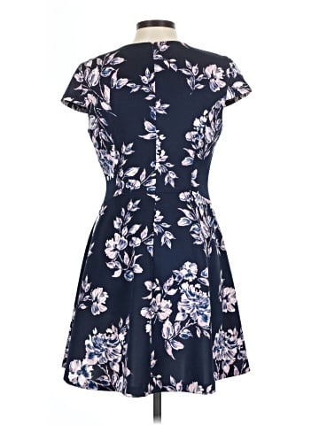 Vince Camuto Casual Dress (view 2)