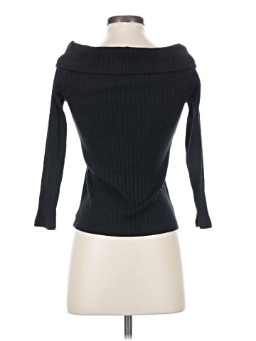 Vince. 3/4 Sleeve Turtleneck (view 2)