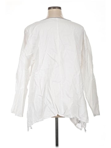 Tulip 3/4 Sleeve Blouse (view 2)