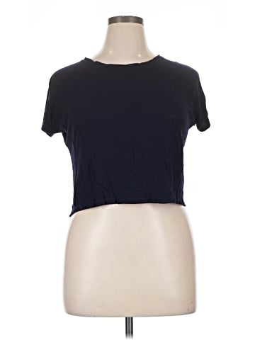 Vince. Short Sleeve T-Shirt (view 1)