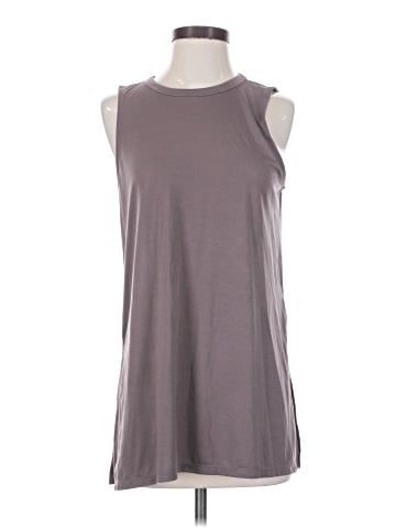 Active by Old Navy Sleeveless T-Shirt (view 1)