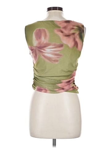 Cupcakes & Cashmere Sleeveless Top (view 2)