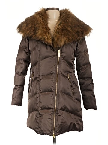 Jennifer Lopez Coat (view 1)