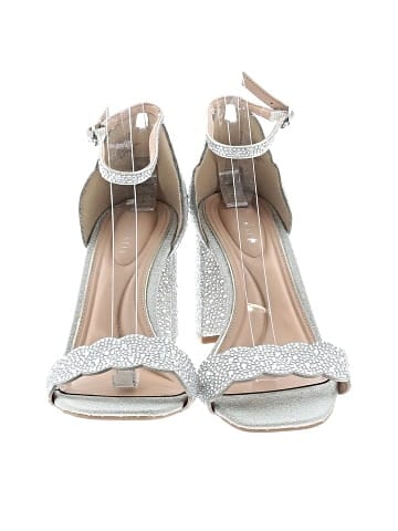 Kelly & Katie Sandals (view 2)