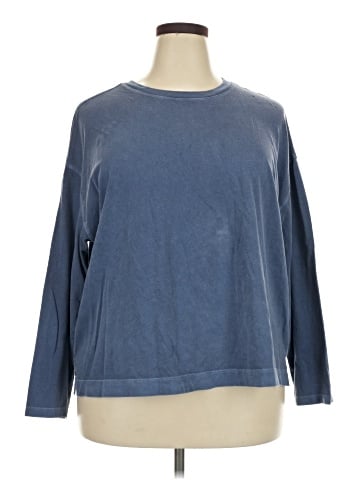 Old Navy Long Sleeve T-Shirt (view 1)