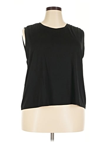 Gap Fit Sleeveless T-Shirt (view 1)
