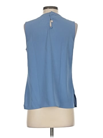 Elizabeth & Clarke Sleeveless T-Shirt (view 2)