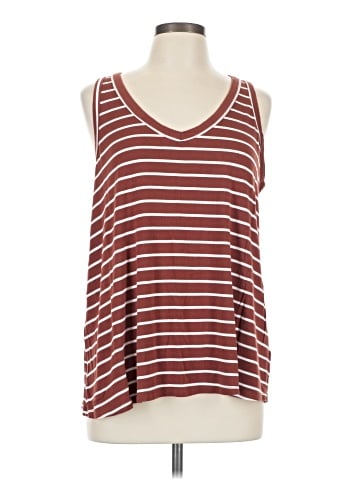 Old Navy Sleeveless T-Shirt (view 1)