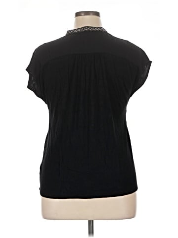 Pleione Short Sleeve Blouse (view 2)
