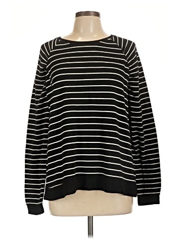Maurices Long Sleeve T-Shirt (view 1)