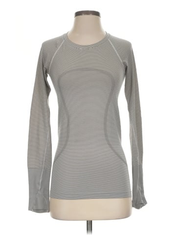 Lululemon Athletica Long Sleeve T-Shirt (view 1)