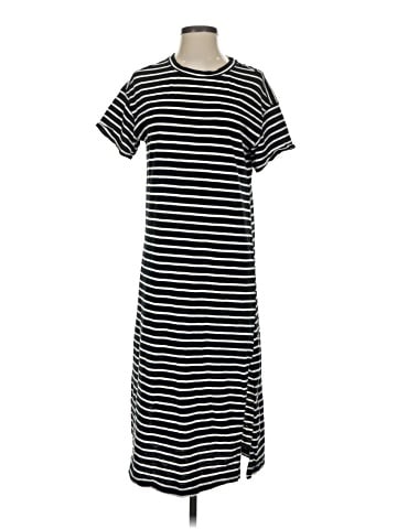 Old Navy Casual Dress (view 1)