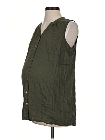 Liz Lange Maternity for Target Sleeveless Button-Down Shirt (view 1)