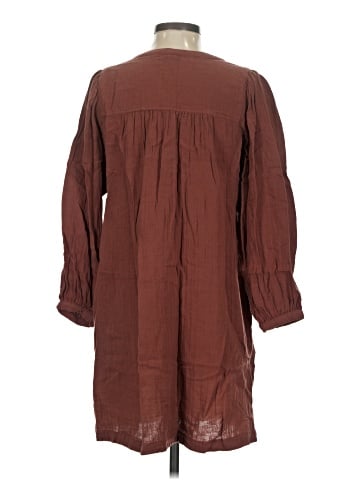 Old Navy Casual Dress (view 2)