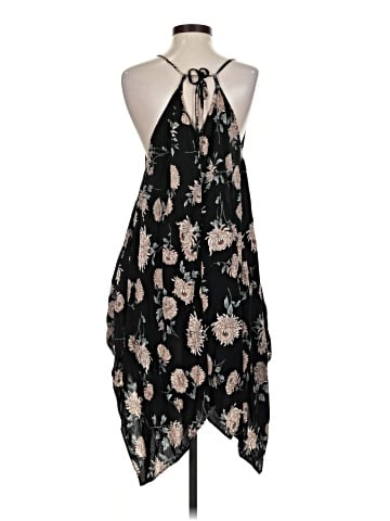 Forever 21 Casual Dress (view 2)