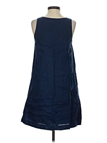 Vineyard Vines Casual Dress (view 2)