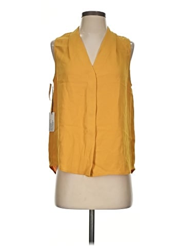 Babaton Sleeveless Blouse (view 1)