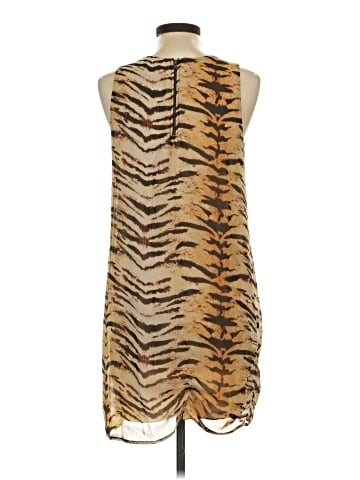 Everly Casual Dress (view 2)
