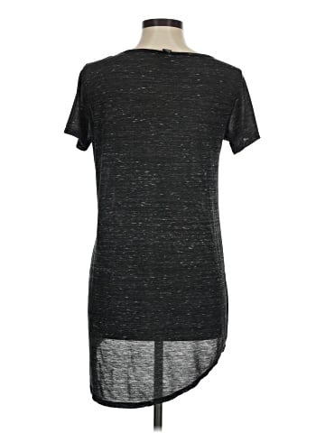 Forever 21 Short Sleeve T-Shirt (view 2)