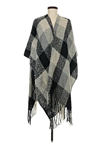Woolrich Poncho (view 1)