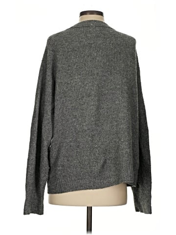 American Eagle Outfitters Pullover Sweater (view 2)