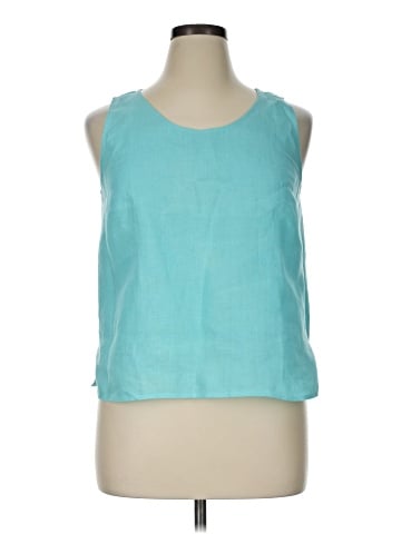 Real Clothes Sleeveless T-Shirt (view 1)