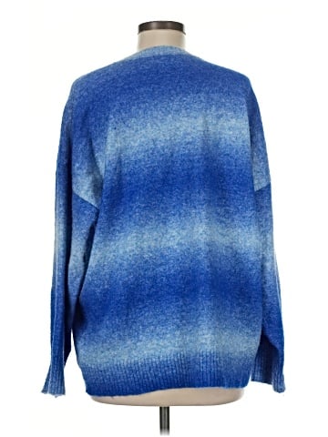 Old Navy Pullover Sweater (view 2)