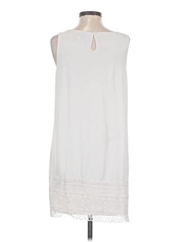 Cupcakes & Cashmere Casual Dress (view 2)