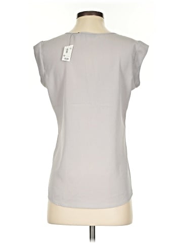 The Limited Short Sleeve Top (view 2)
