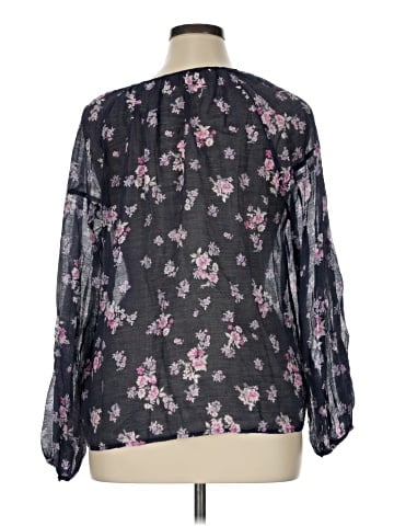 Vince Camuto Long Sleeve Blouse (view 2)