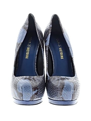 Pour La Victoire Heels (view 2)