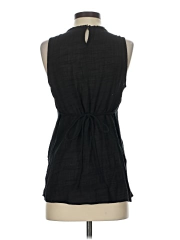 Liz Lange Maternity for Target Sleeveless Blouse (view 2)