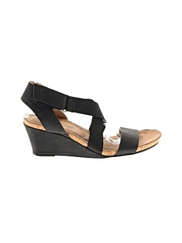 Adrienne Vittadini Wedges (view 1)