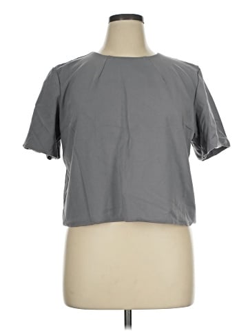 Express Short Sleeve Top (view 1)