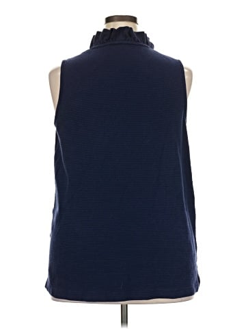 Crown & Ivy Sleeveless T-Shirt (view 2)