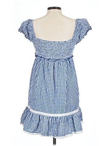 Urban Outfitters Casual Dress (view 2)