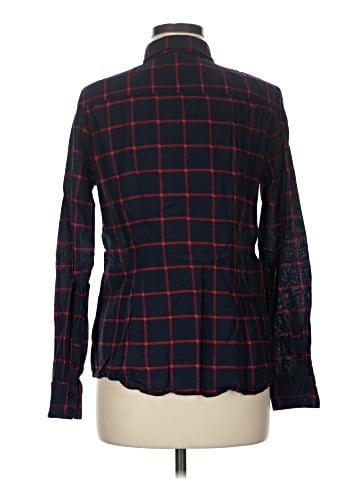 The Limited Long Sleeve Button-Down Shirt (view 2)