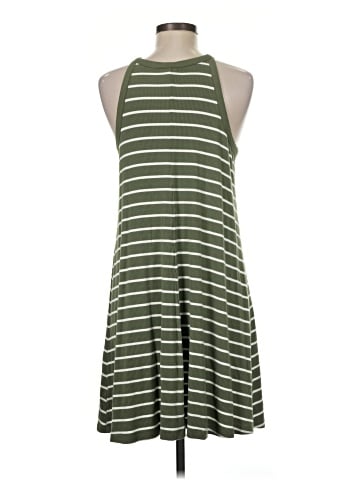 Old Navy Casual Dress (view 2)