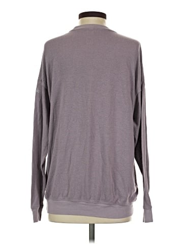 Alo Yoga Long Sleeve T-Shirt (view 2)