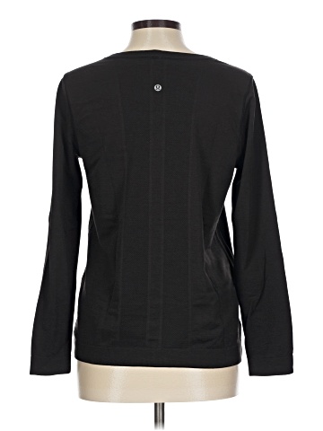 Lululemon Athletica Long Sleeve T-Shirt (view 2)