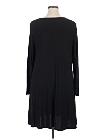 Old Navy Casual Dress (view 2)