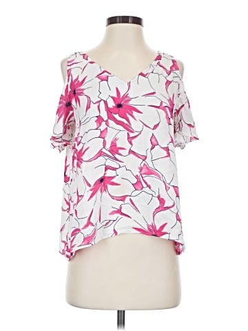 Violet & Claire Short Sleeve Blouse (view 1)
