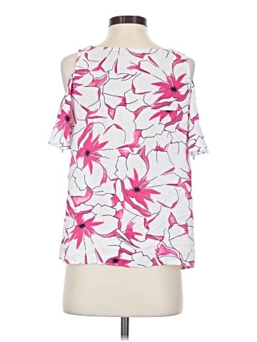 Violet & Claire Short Sleeve Blouse (view 2)
