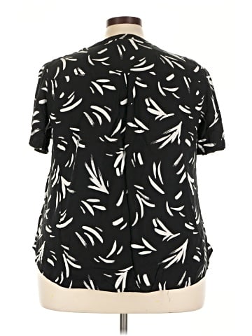 Torrid Short Sleeve Blouse (view 2)