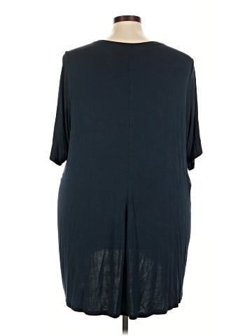 Torrid Short Sleeve T-Shirt (view 2)