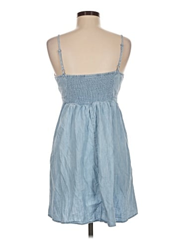 Old Navy Casual Dress (view 2)