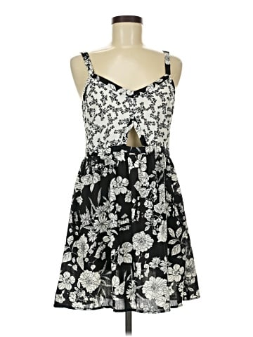 Xhilaration Casual Dress (view 1)