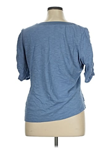 White House Black Market 3/4 Sleeve Top (view 2)